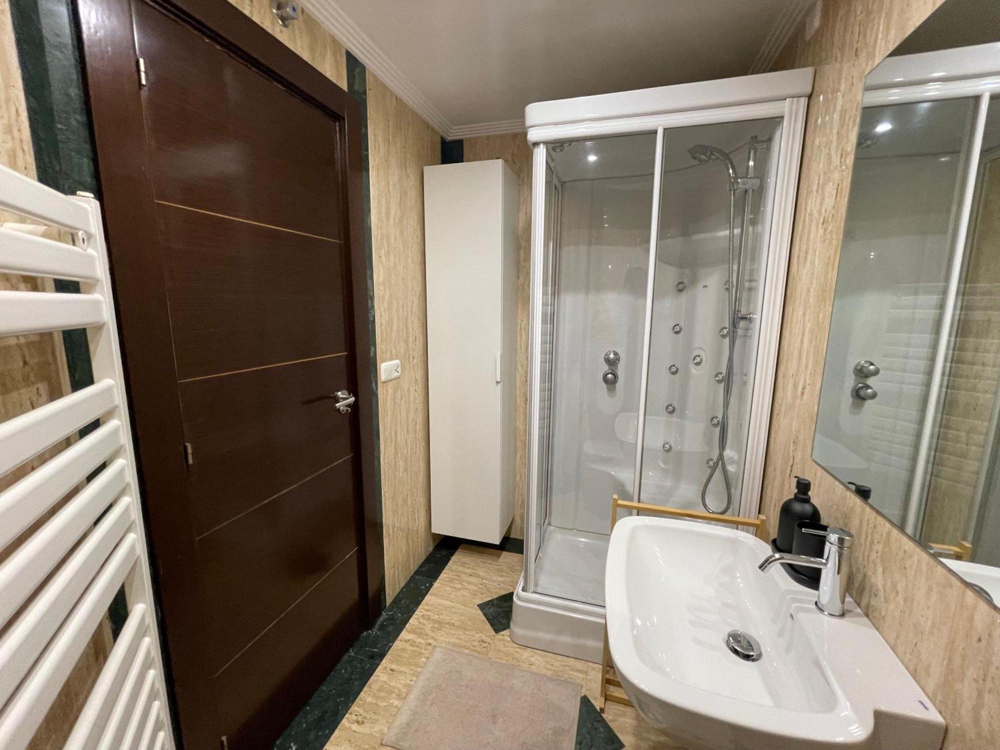 Atuaire Home Vivienda B Luminosa Parking Incluido En Plena Calle Comercial Burgo Екстериор снимка
